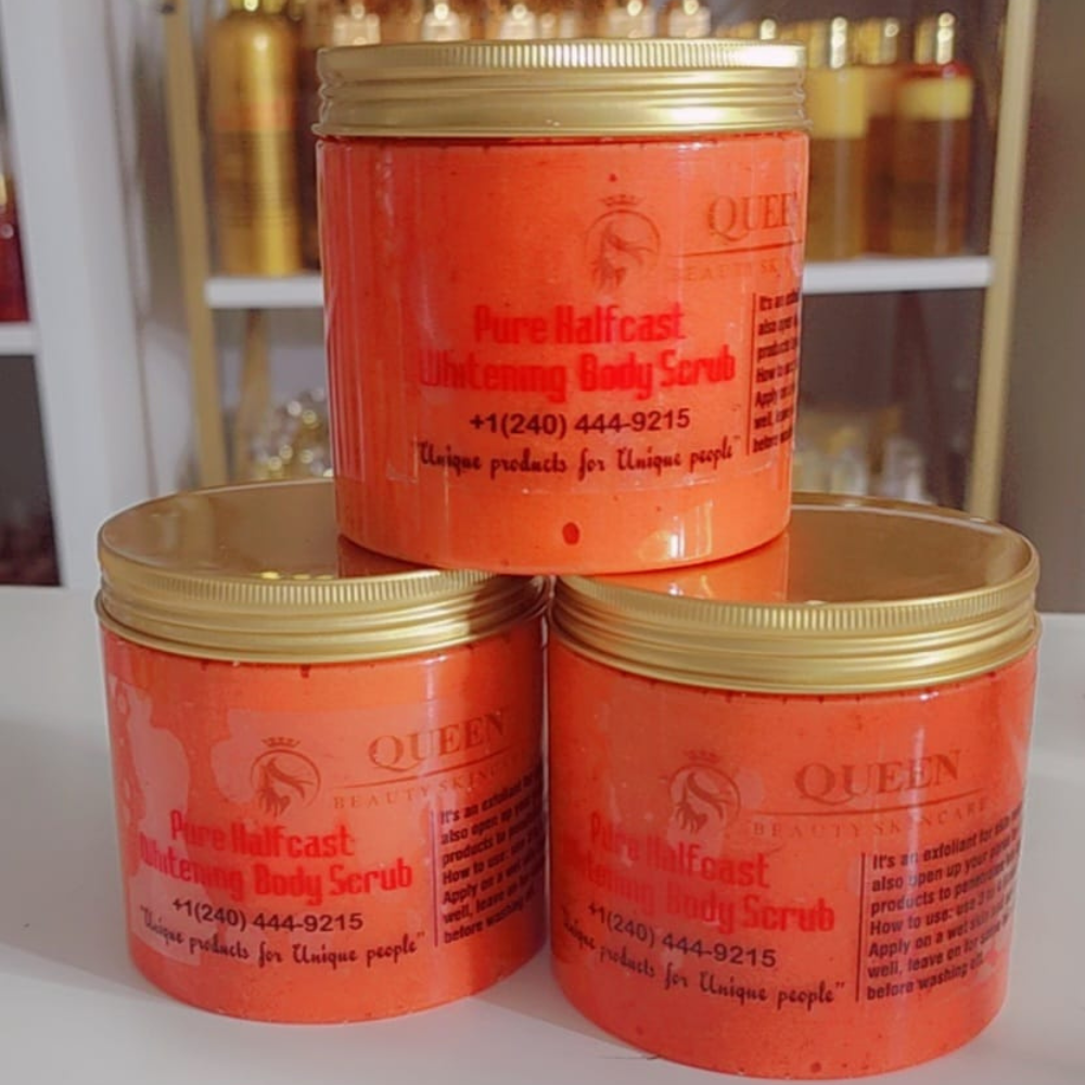 Pure Halfcast Strong Whitening Body Scrub